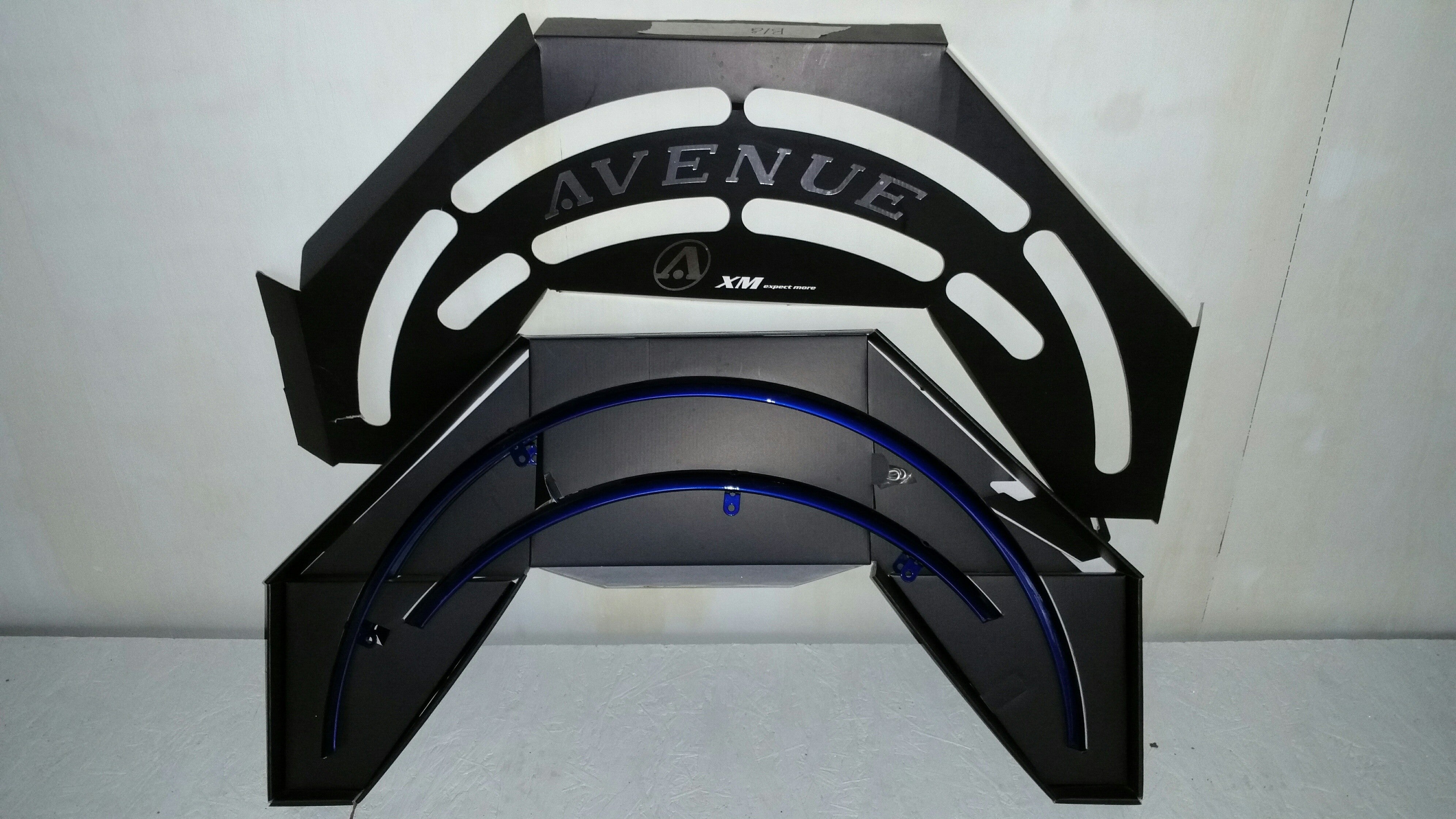 Avenue Helskærme Alu Ultimateblue Shiny 35mm passer til 28" hjul - eCykler a/s 